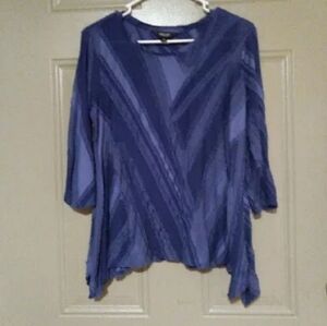 Simply Vera Wang Blouse Shark Bite Tunic Top  Size M